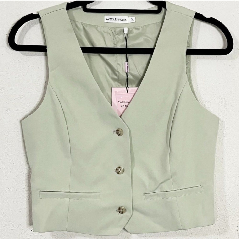 NWT Avec Les Filles Light Green Vest